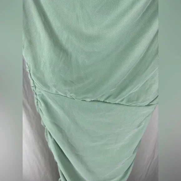 Love by Design One-Shoulder Body-Con Green Midi Dress Size Medium (8-10)… - Picture 7 of 13